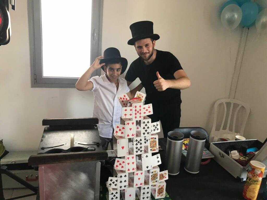 magician with kid